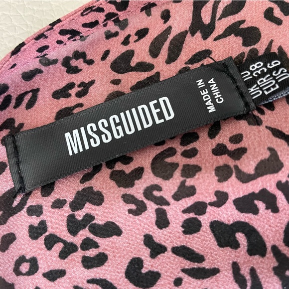 NWOT Misguided Animal Print salmon/Pink Wrap dress, Small. - Picture 5 of 8